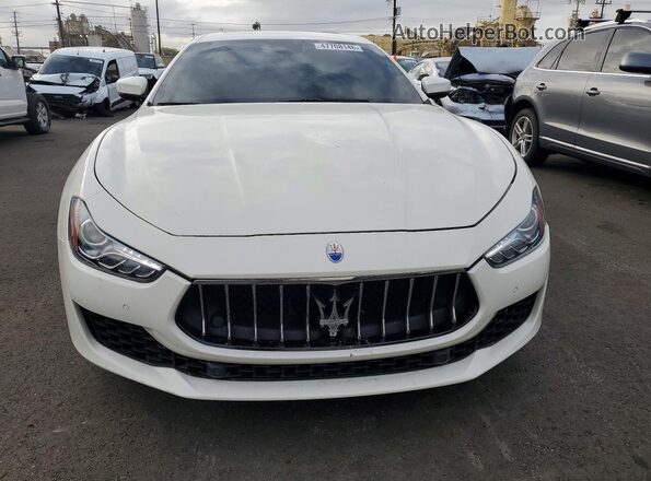 ZAM57XSA8L1351443 2020 MASERATI GHIBLI White Widok z przodu