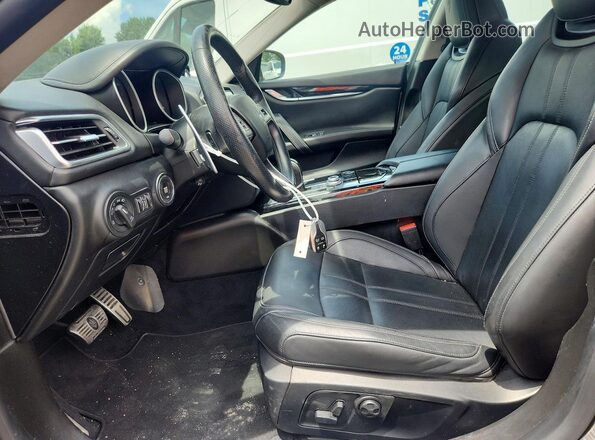ZAM57XSS4J1304934 2018 MASERATI GHIBLI Gray წინა სალონის ხედი