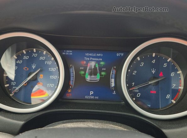 ZAM57XSS4J1304934 2018 MASERATI GHIBLI Gray ხელსაწყოთა პანელის ხედი
