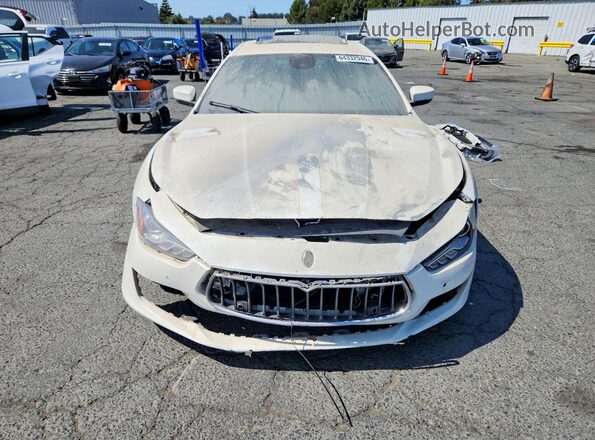 ZAM57YSA8J1300480 2018 MASERATI GHIBLI White Widok z przodu
