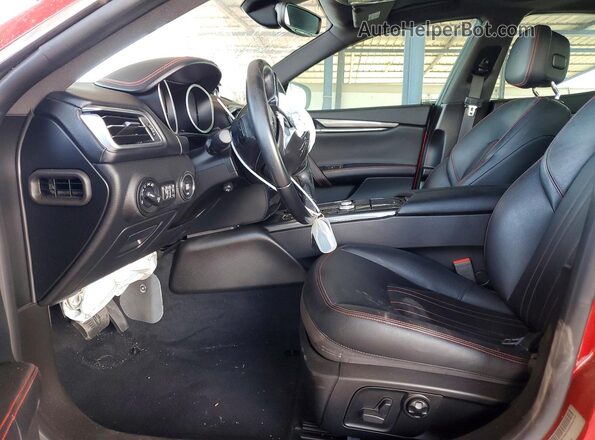 ZAM57YTA6J1296685 2018 MASERATI GHIBLI Красный Вид салона спереди