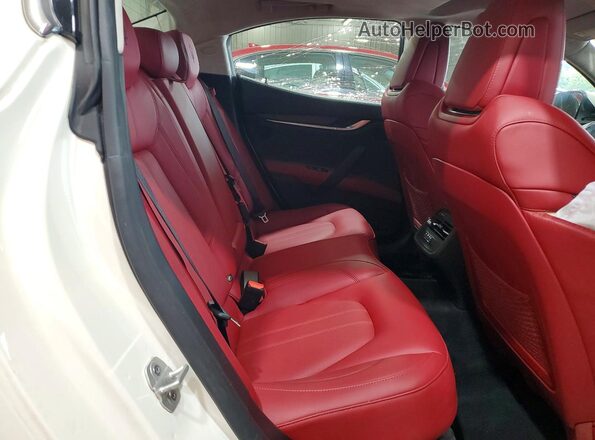 ZAM57YTM9NX399774 2022 MASERATI GHIBLI White Հետևի նստատեղերի տեսք