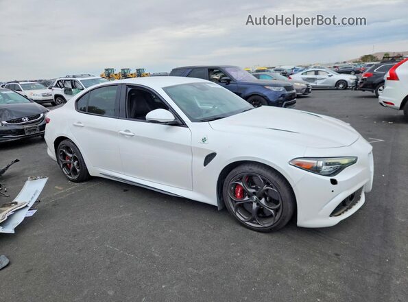 ZARFAEAV2J7583572 2018 ALFA ROMEO GIULIA White უკანა სავარძლების ხედი