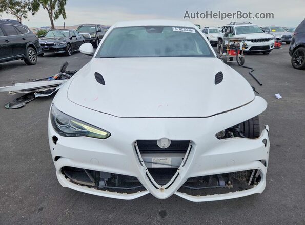 ZARFAEAV2J7583572 2018 ALFA ROMEO GIULIA White სალონის 360-გრადუსიანი ხედი