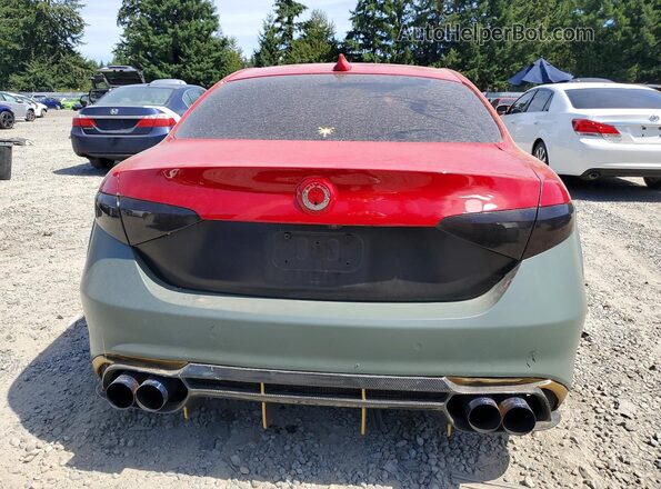 ZARFAEBN7J7581489 2018 ALFA ROMEO GIULIA Red Հետևի տեսք