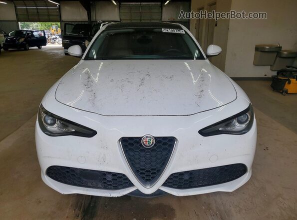 ZARFAECN0H7542316 2017 ALFA ROMEO GIULIA White Вид спереду