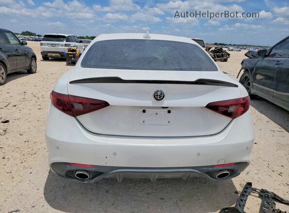ZARFAECN0H7545054 2017 ALFA ROMEO GIULIA White უკანა ხედი