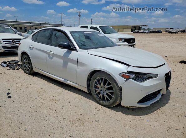 ZARFAECN0H7545054 2017 ALFA ROMEO GIULIA White წინა მარჯვენა