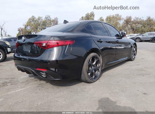 ZARFAECN3H7556839 2017 ALFA ROMEO GIULIA Black Задня права чверть