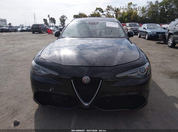 ZARFAECN3H7556839 2017 ALFA ROMEO GIULIA Black Вид щитка приладів