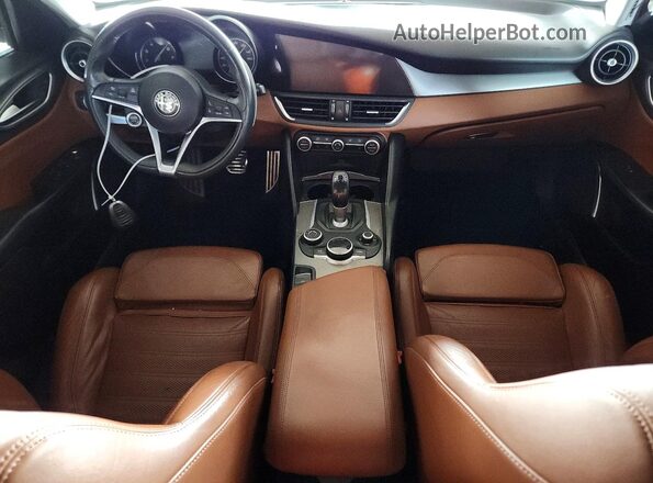 ZARFAECN4J7587801 2018 ALFA ROMEO GIULIA Red წინა პანელის ხედი