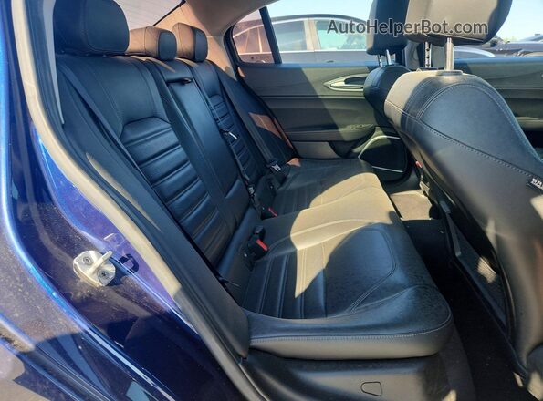 ZARFAECN5H7554140 2017 ALFA ROMEO GIULIA Blue უკანა სავარძლების ხედი