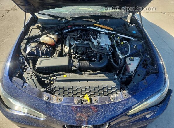 ZARFAECN5H7554140 2017 ALFA ROMEO GIULIA Blue უკანა სალონის ხედი