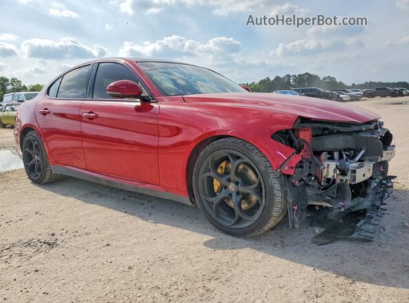 ZARFAECN6J7577478 2018 ALFA ROMEO GIULIA Красный Передняя правая четверть