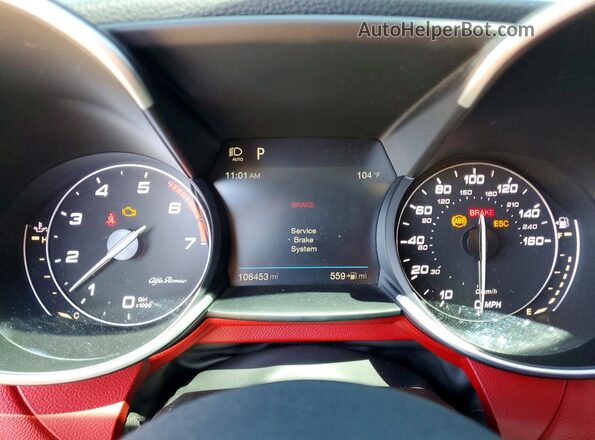 ZARFAECNXJ7596650 2018 ALFA ROMEO GIULIA Черный Вид щитка приборов