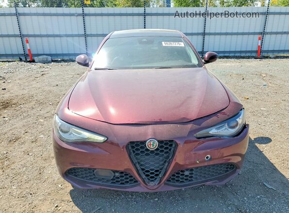 ZARFAEDN4H7561188 2017 ALFA ROMEO GIULIA Maroon Vista del salpicadero