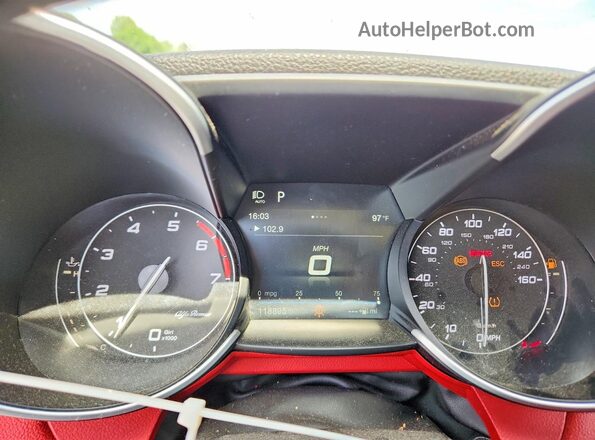 ZARFAEDN7J7566715 2018 ALFA ROMEO GIULIA Gray Instrument cluster view