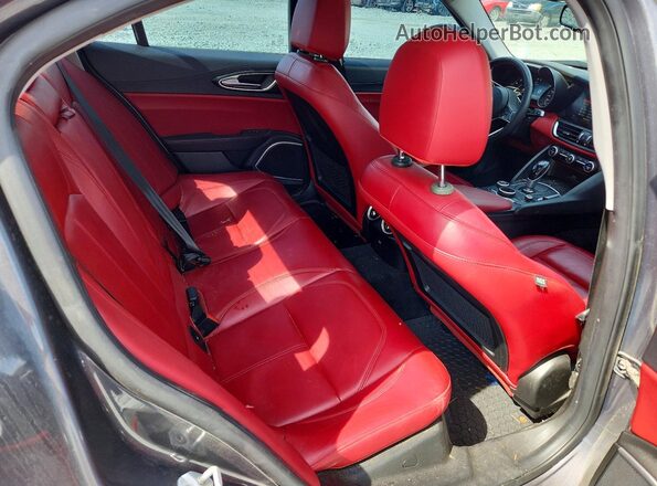 ZARFAEDN7J7566715 2018 ALFA ROMEO GIULIA Gray Rear seats view