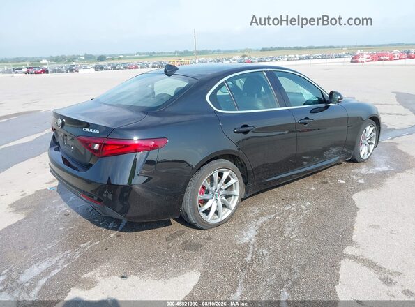 ZARFAEDN8H7541929 2017 ALFA ROMEO GIULIA Black Tył prawy