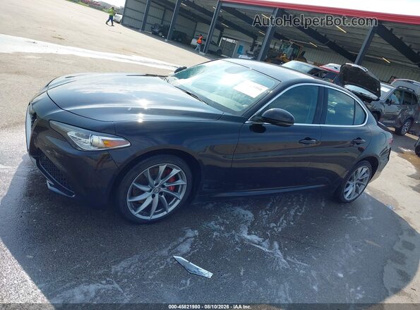 ZARFAEDN8H7541929 2017 ALFA ROMEO GIULIA Black Widok wnętrza 360 stopni