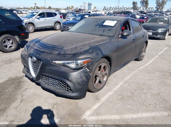 ZARFAEDN8J7589422 2018 ALFA ROMEO GIULIA Black Դիմացի տեսք