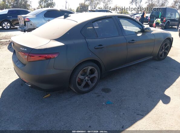 ZARFAEDN8J7589422 2018 ALFA ROMEO GIULIA Black Հետևի աջ