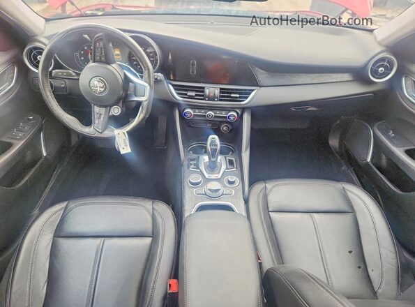 ZARFAMAN0M7641872 2021 ALFA ROMEO GIULIA Red Առջևի վահանակի տեսք
