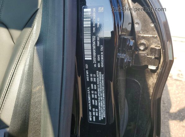 ZARFAMAN1M7647552 2021 ALFA ROMEO GIULIA Black Вид підкапотного простору