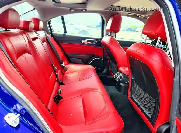 ZARFAMAN2M7647530 2021 ALFA ROMEO GIULIA Blue Вид задніх сидінь