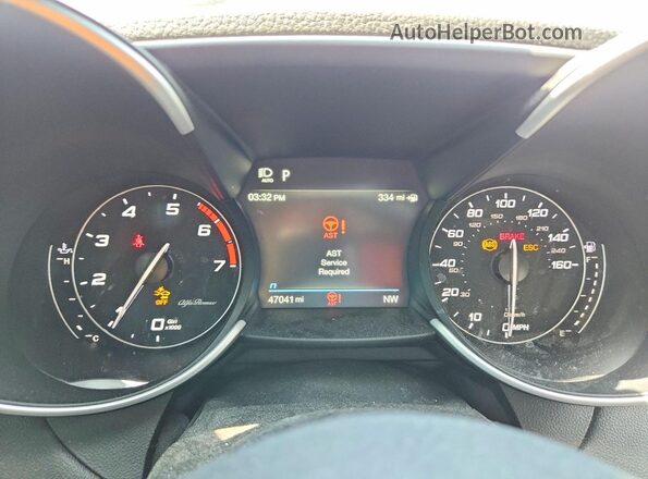 ZARFAMAN7L7624663 2020 ALFA ROMEO GIULIA Gray Vista del cuadro de instrumentos