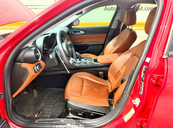 ZARFAMAN9L7632859 2020 ALFA ROMEO GIULIA Red Սալոնի դիմացի տեսք