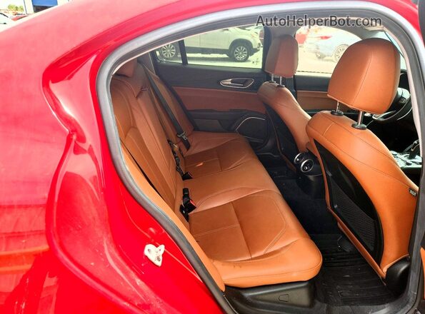 ZARFAMAN9L7632859 2020 ALFA ROMEO GIULIA Red Հետևի նստատեղերի տեսք