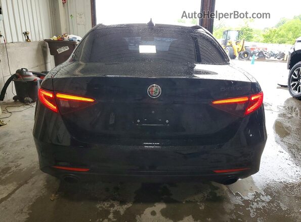 ZARFAMAN9L7635812 2020 ALFA ROMEO GIULIA Black Vista trasera