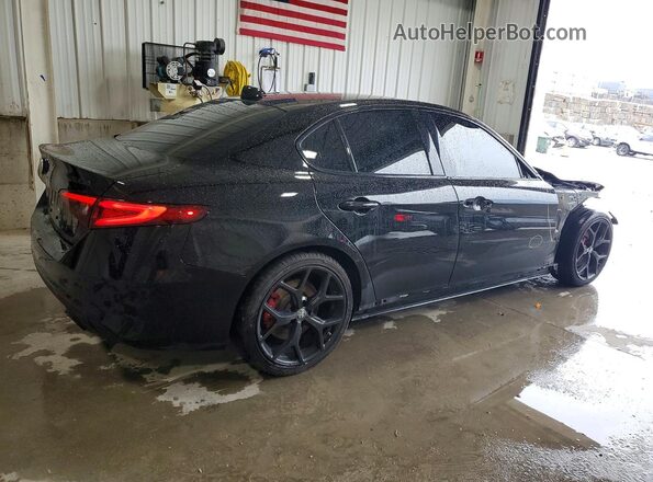 ZARFAMAN9L7635812 2020 ALFA ROMEO GIULIA Black Trasero derecho