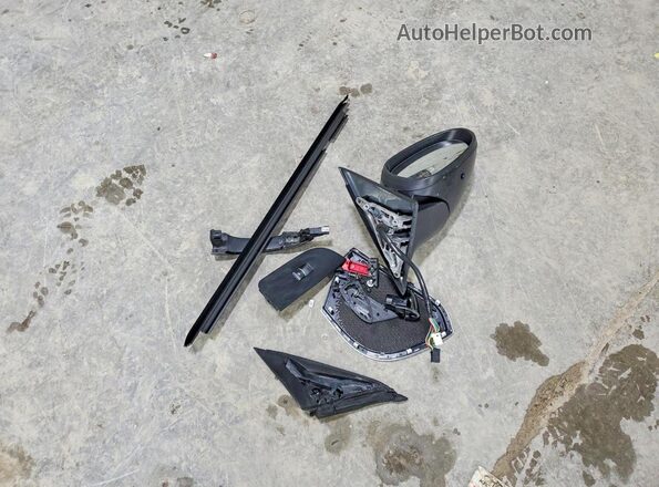 ZARFAMAN9L7635812 2020 ALFA ROMEO GIULIA Black Vista del compartimento del motor