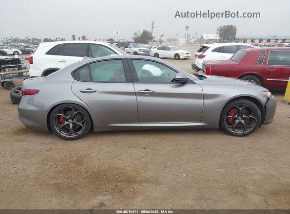 ZARFAMBN2K7605600 2019 ALFA ROMEO GIULIA Gray Панорамний вид салону 360°