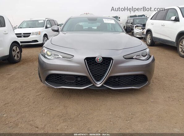 ZARFAMBN2K7605600 2019 ALFA ROMEO GIULIA Gray Вид задньої частини салону