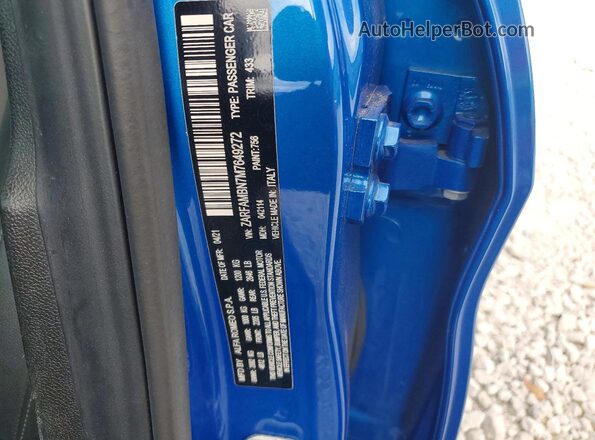 ZARFAMBN7M7649272 2021 ALFA ROMEO GIULIA Blue Engine compartment view