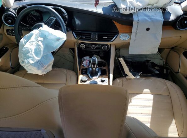ZARFAMBN8M7648051 2021 ALFA ROMEO GIULIA White Вид панелі приладів