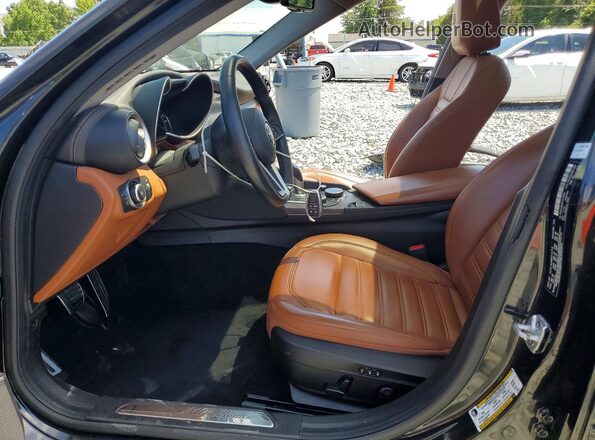 ZARFAMBNXK7612049 2019 ALFA ROMEO GIULIA Black Front interior view