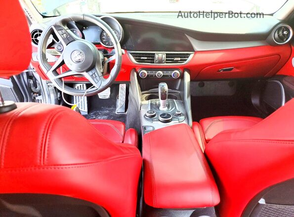 ZARFANBN1K7604444 2019 ALFA ROMEO GIULIA Gray Вид панелі приладів