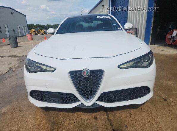 ZARFANBN1N7656189 2022 ALFA ROMEO GIULIA White Vista de la etiqueta del VIN