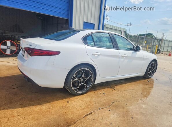 ZARFANBN1N7656189 2022 ALFA ROMEO GIULIA White Trasero derecho
