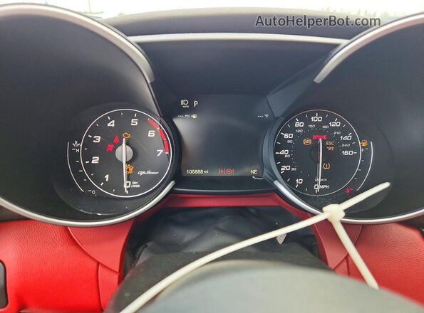 ZARFANBN4L7626178 2020 ALFA ROMEO GIULIA Черный Вид щитка приборов