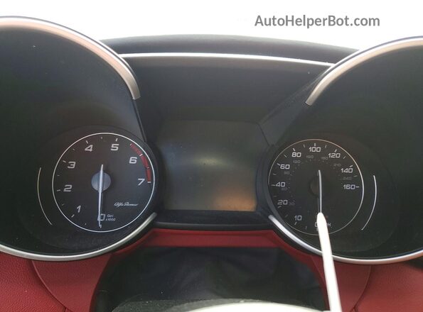 ZARFANBN9M7640918 2021 ALFA ROMEO GIULIA White Vista del cuadro de instrumentos