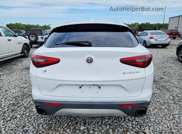 ZASFAKAN1J7B81381 2018 ALFA ROMEO STELVIO White Vista trasera