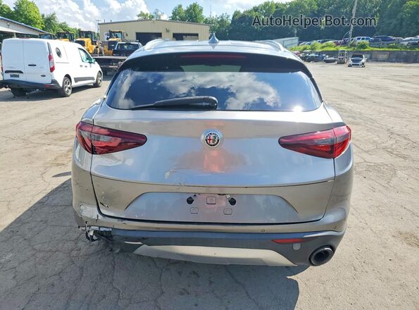 ZASFAKAN1J7B83521 2018 ALFA ROMEO STELVIO Серый Вид сзади