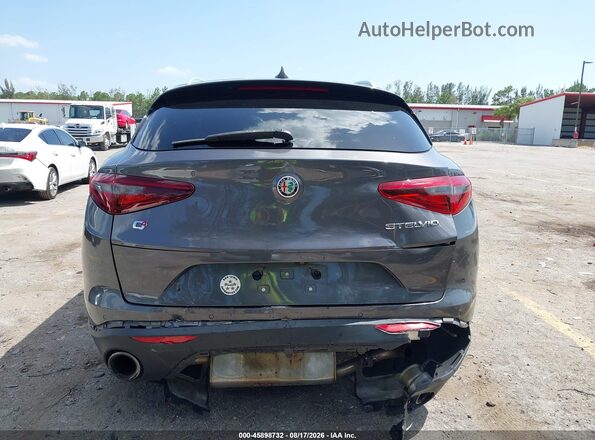 ZASFAKAN3J7B60256 2018 ALFA ROMEO STELVIO Gray 