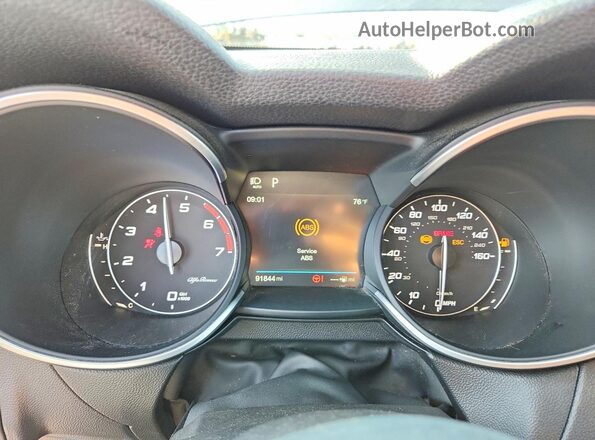 ZASFAKBNXJ7B71902 2018 ALFA ROMEO STELVIO Silver Vista del cuadro de instrumentos