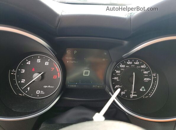 ZASFAKEVXJ7C21502 2018 ALFA ROMEO STELVIO Blue Instrument cluster view